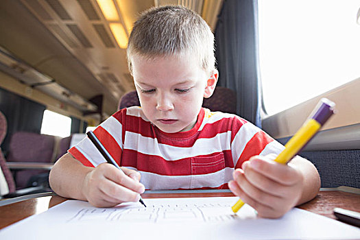 男孩,铅笔,笔,纸,列车