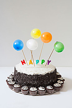 生日蛋糕,气球,生日,蛋糕,甜点,庆贺,食物