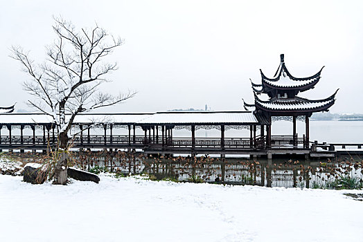 杭州湘湖照影亭雪景