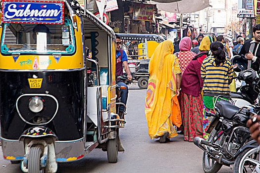 亚洲,印度,拉贾斯坦邦,乌代浦尔,街道,纱丽,市场,布,出售,人,购物,使用,只有