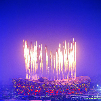 北京奥运会开幕式鸟巢烟火景观