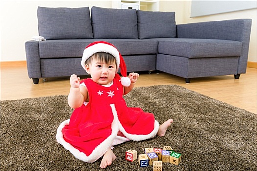 亚洲人,女婴,玩,积木,圣诞节