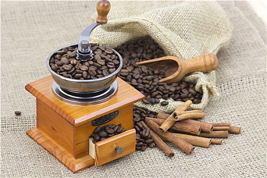 肉桂棒,咖啡豆,咖啡研磨机