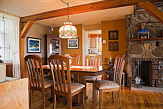 桌子,椅子,摆饰,餐厅,老,木质,侧面,住宅,家,魁北克,加拿大