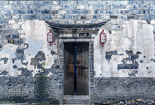 江南民居砖雕木门,南京老门东历史文化街区民居