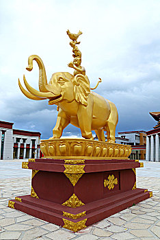藏族雕像