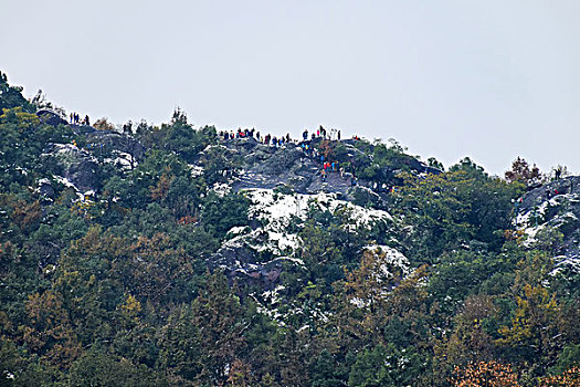 杭州雪后的宝石山