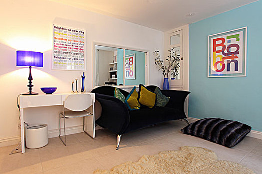 装饰,垫子,深蓝,沙发,地面,白色,书桌,客厅