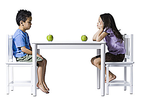 男孩,女孩,坐,桌子,青苹果