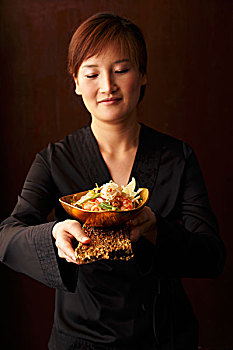 女人,拿着,碗,炒饭,面条,泰国