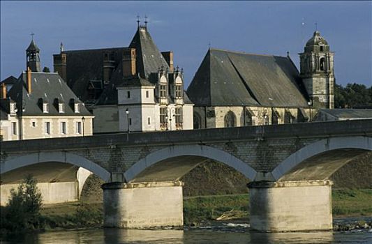 法国,中心,卢瓦尔河,昂布瓦斯,市政厅,桥