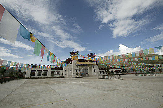 西藏拉萨松赞干布出生地