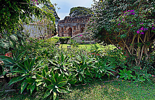 危地马拉,安提瓜岛,寺院