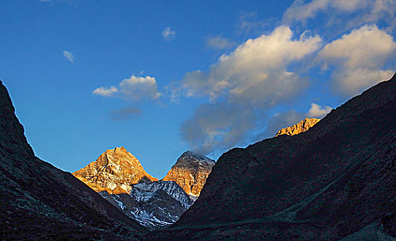 雪山金顶