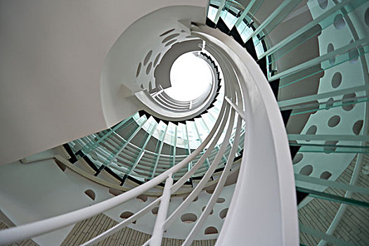 现代,玻璃,螺旋楼梯