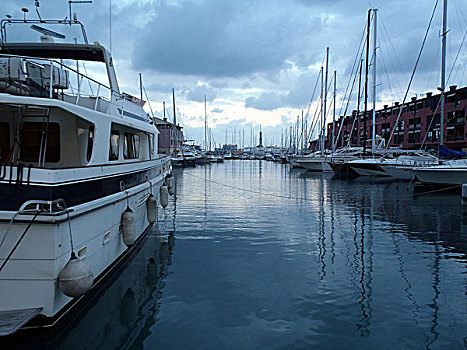 热那亚,港口