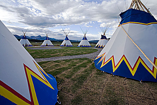土著,圆锥形帐篷,靠近,班芙国家公园,艾伯塔省,加拿大