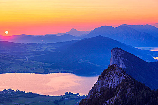 日出,俯视,萨尔茨卡莫古特,山,月亮湖地区,萨尔茨堡,奥地利,欧洲