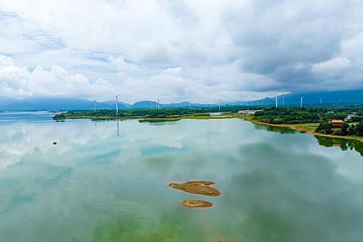 中国广西富川龟石国家湿地公园夏日风光