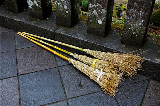 日本,东京,扫帚,竹子,躺着,湿,地面