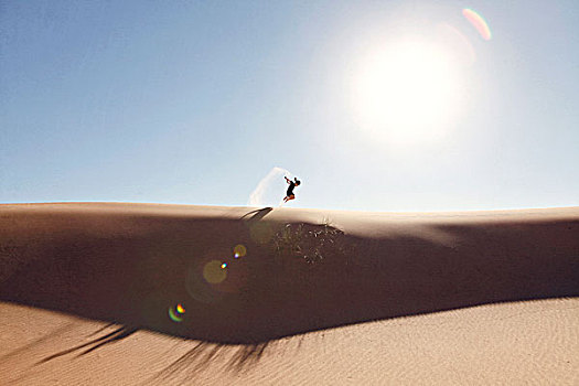 沙漠,跳跃