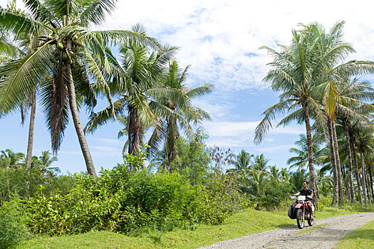 摩托车手,冲浪板,菲律宾