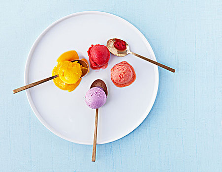 俯视,彩色,意大利冰淇淋,冰淇淋,金色,勺子,盘子,棚拍