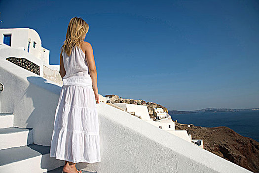 后视图,美女,游客,俯视,海上,锡拉岛,基克拉迪群岛,希腊
