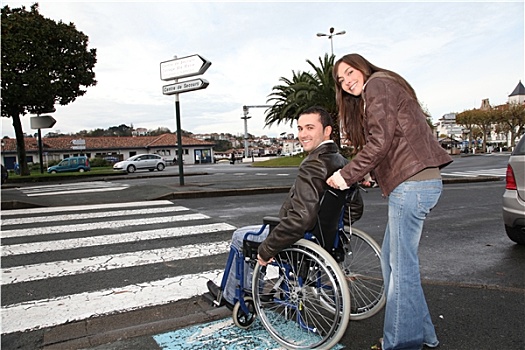 女人,帮助,朋友,轮椅,街道