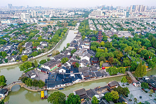 航拍江苏苏州寒山寺寺院建筑群