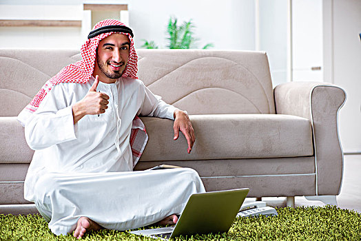 阿拉伯人,在家办公,工作