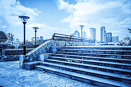 上海陆家嘴城市摩天大楼的现代建筑