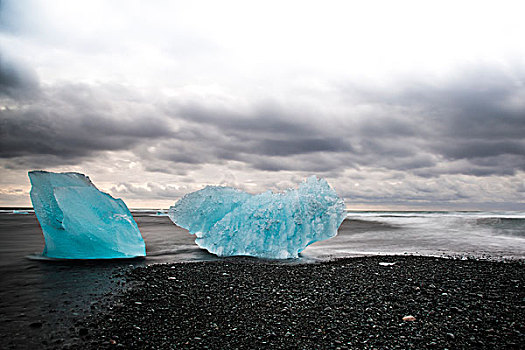 浮冰,黑色,火山岩,海滩,杰古沙龙湖,结冰,湖,峡湾,瓦特纳冰川,冰岛,欧洲