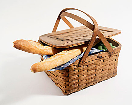 野餐篮,两个,法棍面包,绿葡萄