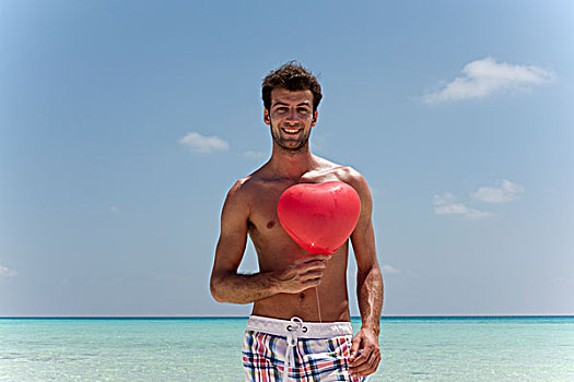 男人,心形,气球,海滩