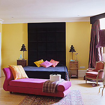 彩色,卧室,粉色,躺椅,黑色,床,背景,床头板,黄色,墙