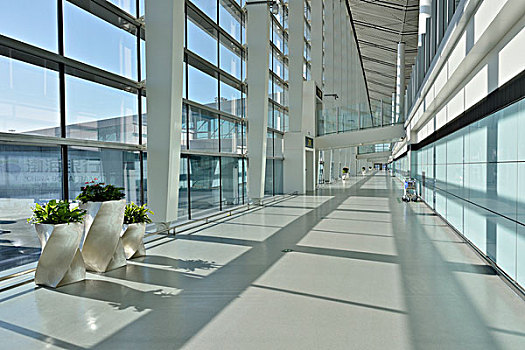 天津滨海机场候机楼