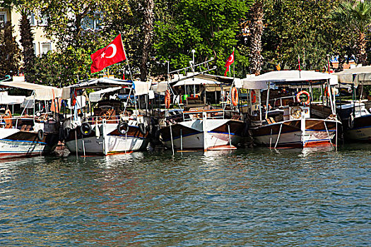 土耳其,船,飞,红色,旗帜,城镇,穆拉,省,费特希耶,小,渔村,河岸,靠近,西南方,角