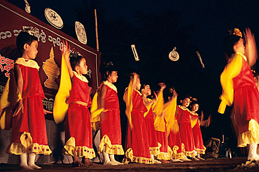 孩子,表演,跳舞,舞台,局部,山,孟加拉,一月,2008年