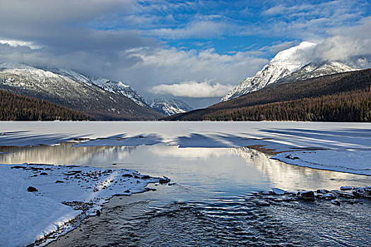 湖,冬天,冰川国家公园,蒙大拿,美国