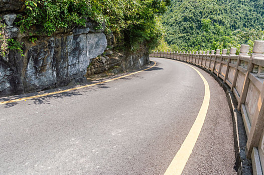 山间公路