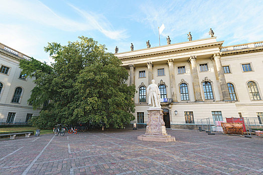 柏林洪堡大学校园景色与教学楼
