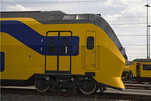 荷兰,列车