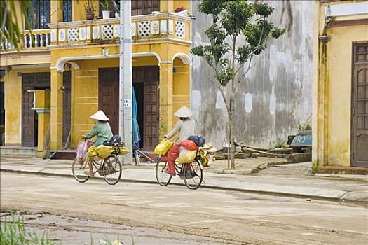 两个,越南人,女人,乘,自行车,惠安,越南,亚洲