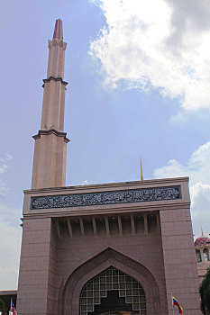 马来西亚水上粉红清真寺祈祷塔