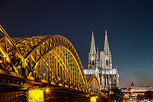 光亮,科隆大教堂,莱茵河,霍恩佐伦大桥,夜晚,科隆,北莱茵威斯特伐利亚,德国,欧洲
