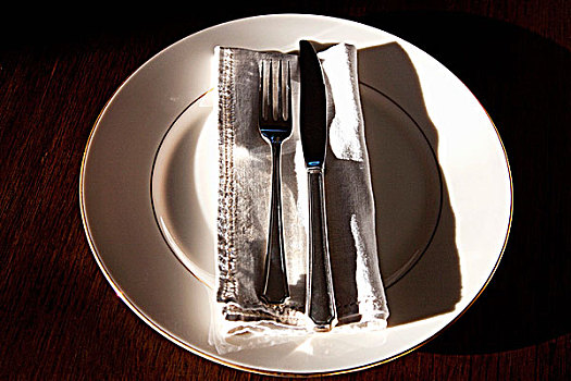 银,叉子,刀,骨灰瓷,盘子,亚麻布,餐巾