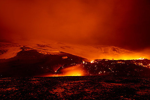 发光,火山岩,熔岩流,夜晚,火山,裂缝,喷发,后面,冰河,高地,冰岛,欧洲