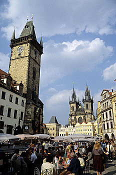 捷克共和国,布拉格,老城广场,旧城广场,老市政厅,提恩教堂