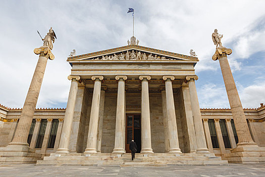希腊雅典城市的古希腊风格建筑,雅典科学院外景